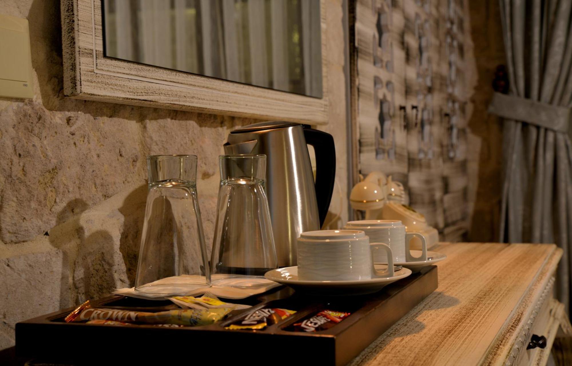 Elevres Stone House Hotel 于尔居普 外观 照片
