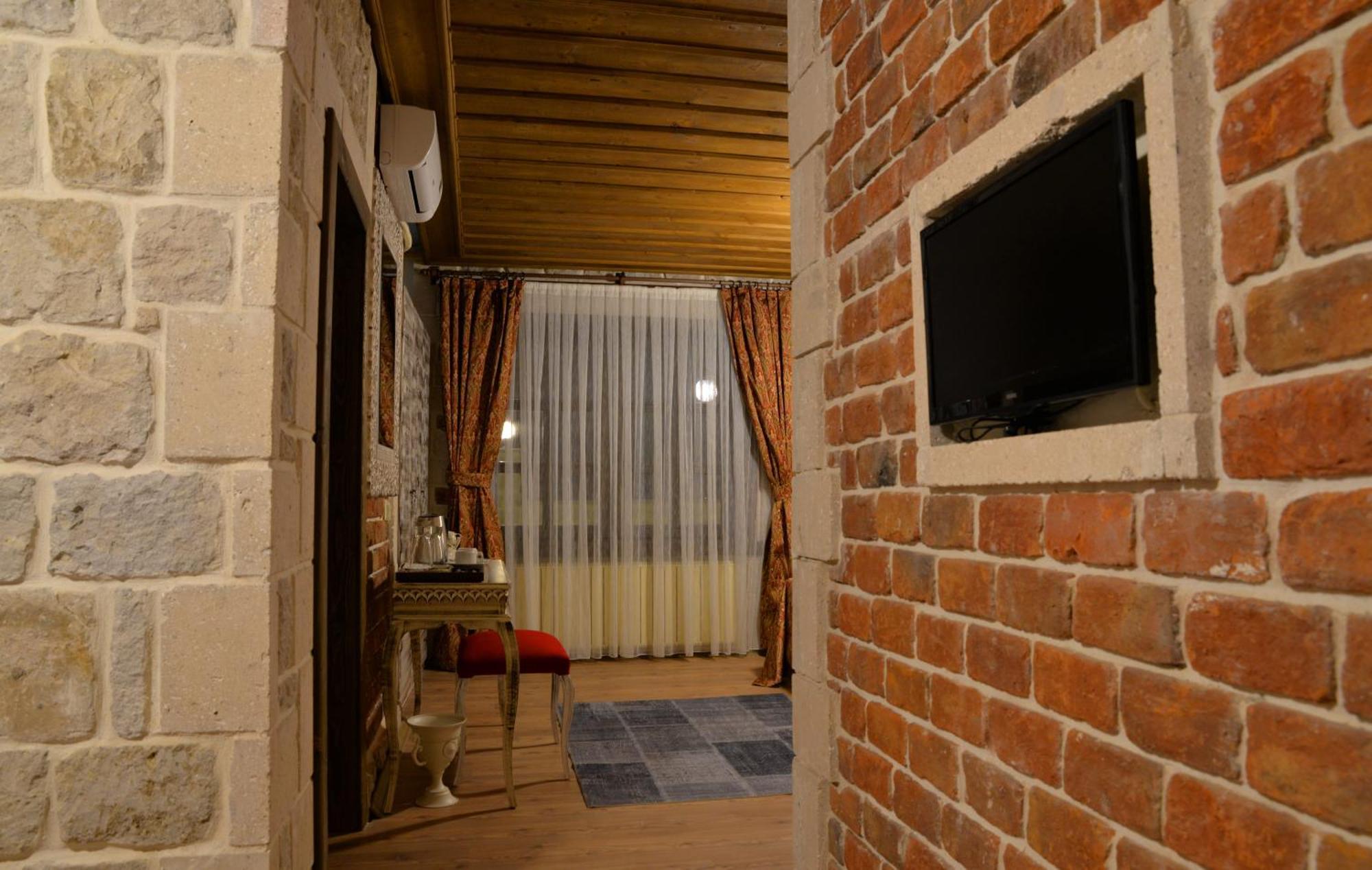 Elevres Stone House Hotel 于尔居普 外观 照片