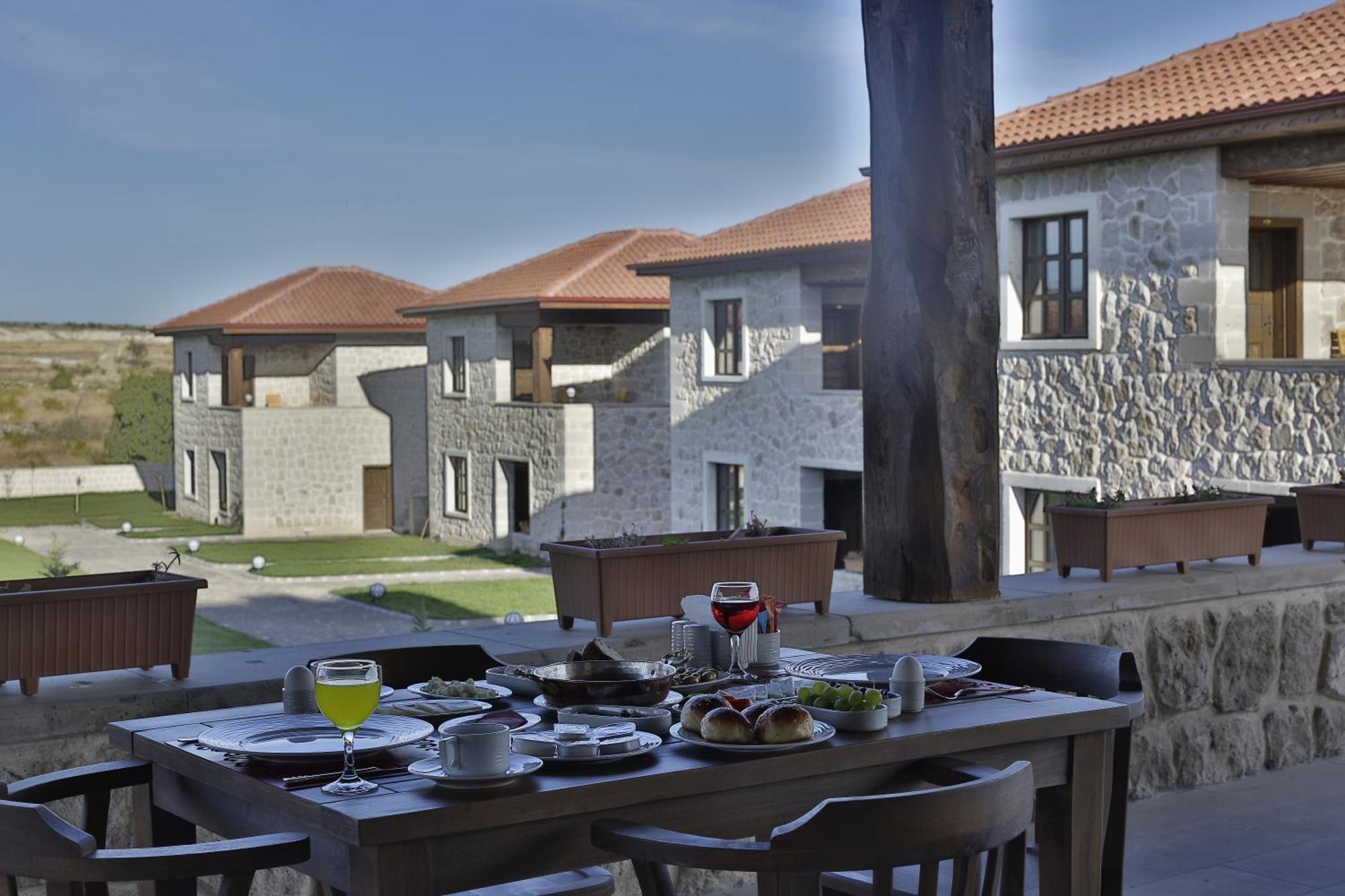 Elevres Stone House Hotel 于尔居普 外观 照片