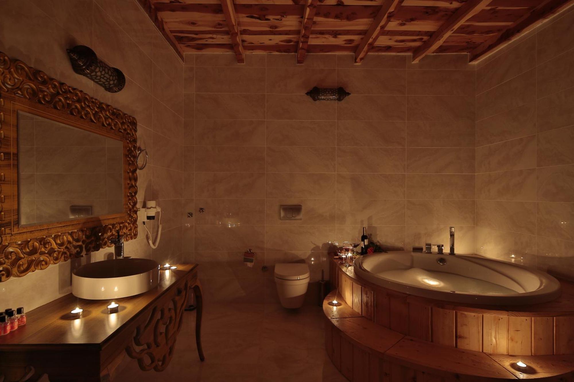 Elevres Stone House Hotel 于尔居普 外观 照片